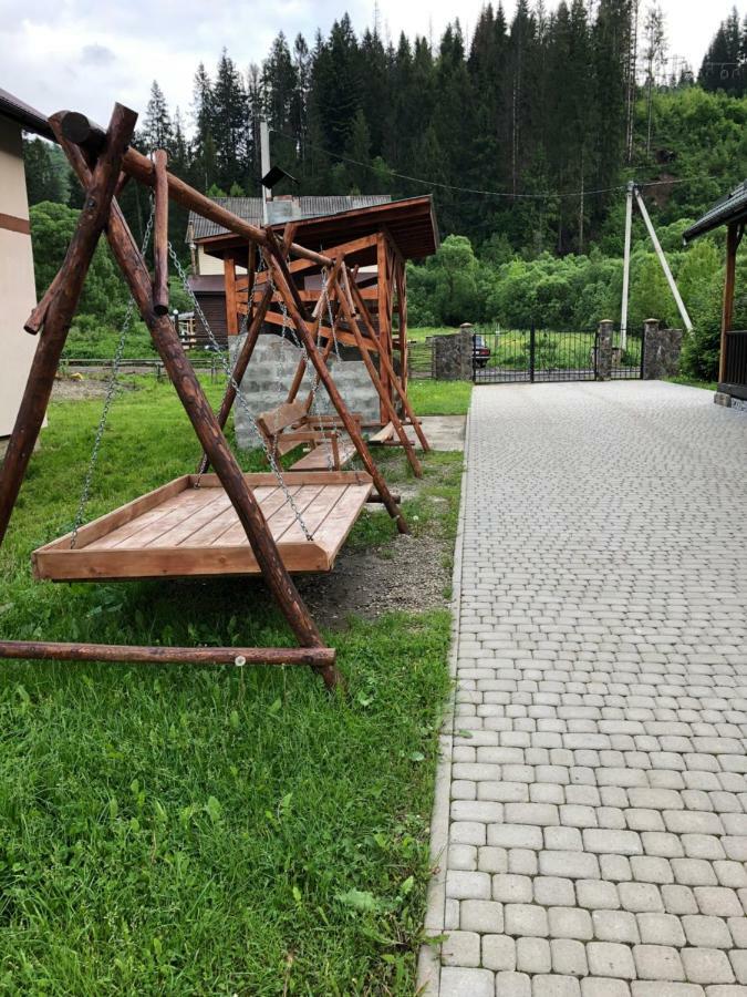 斯拉夫西克 Сонячні Карпати酒店 外观 照片